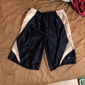 Men’s Nike shorts extra large